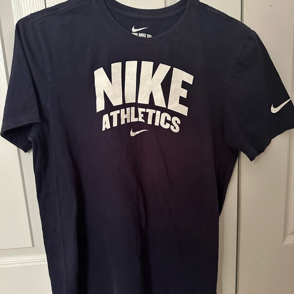 The Nike Tee size medium